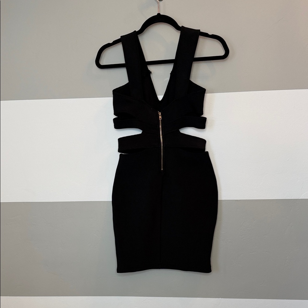 TOBI Black Cutout Bodycon Dress - Women's Sleeveless V-Neck small - Picture 4 of 6